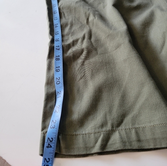 Seven7 Wide-Leg Cropped Pants Fatique Green Size 12 - Picture 3 of 11